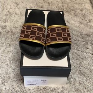 Gucci slides size 11